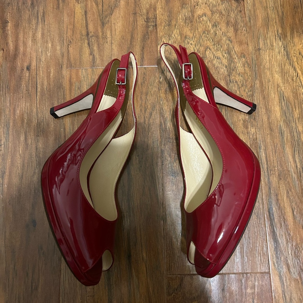Cole Haan Red Patent Peep Toe Slingback Heels 👠 - Picture 9 of 9